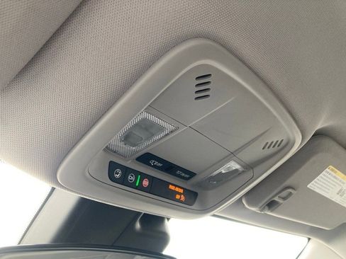 Used 2025 Chevrolet Malibu LT image 26