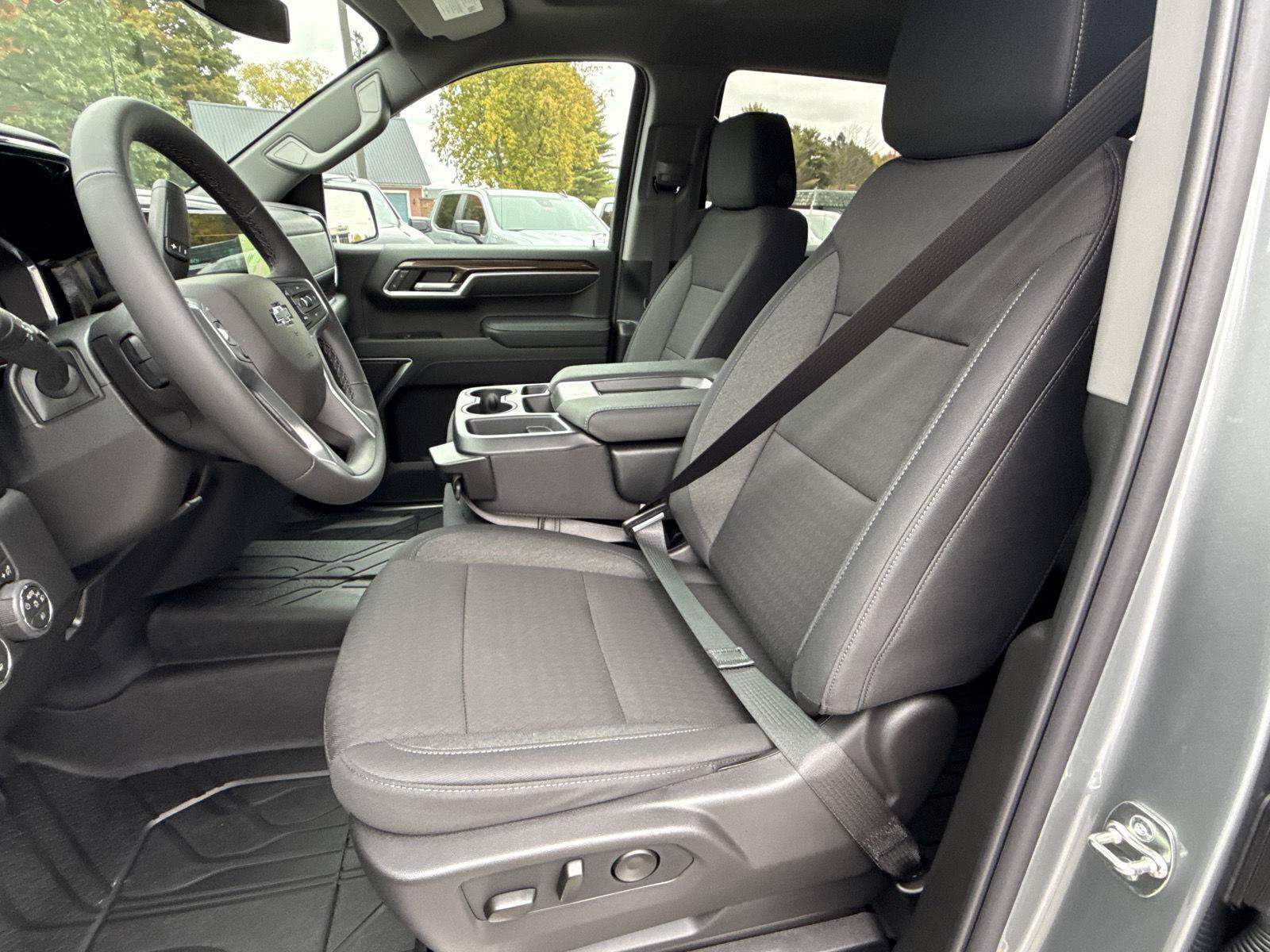 New 2026 Chevrolet Silverado 1500 RST w/ RST Select Package AWD/4WD image 16