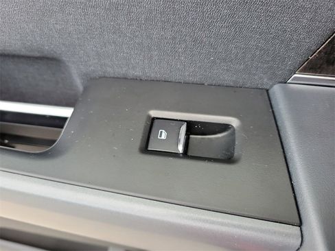 Certified 2024 Ford F250 Lariat w/ Sport Appearance Package image 14