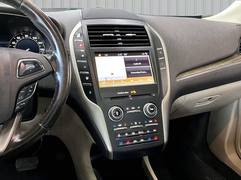 Used 2017 Lincoln MKC Reserve AWD/4WD image 9