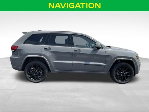 Used 2021 Jeep Grand Cherokee Laredo X AWD/4WD image 6