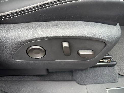 New 2024 GMC Sierra EV Denali image 15