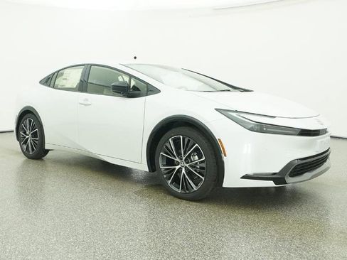 New 2026 Toyota Prius XLE image 18