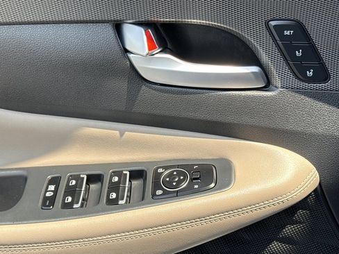 Used 2020 Hyundai Santa Fe Limited w/ Cargo Package FWD image 18