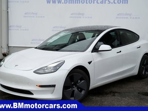 Used 2021 Tesla Model 3 Standard Range Plus RWD image 2