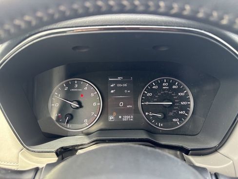 Certified 2025 Subaru Outback Premium w/ Popular Package #1A image 11