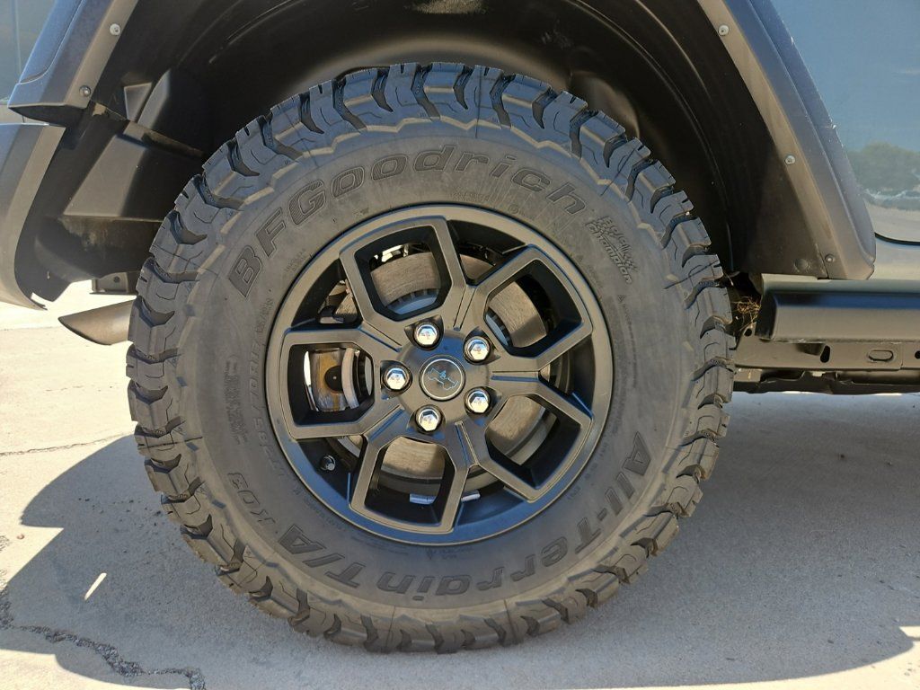 Used 2024 Jeep Wrangler Unlimited AWD/4WD image 9
