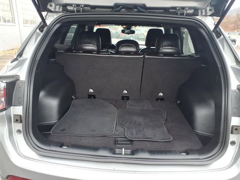 Used 2022 Jeep Compass Latitude image 10