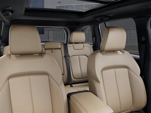 New 2026 Jeep Grand Cherokee Limited RWD image 26
