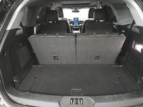 Used 2022 Ford Explorer Limited w/ Limited Technology Package image 14