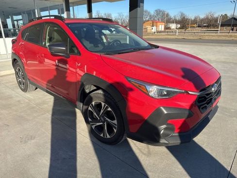Used 2024 Subaru Crosstrek 2.0i Premium image 1