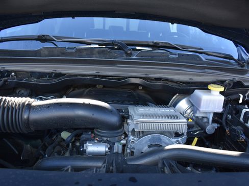 Used 2024 RAM 1500 Laramie image 28