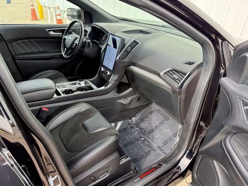 Certified 2024 Ford Edge ST w/ Cargo Accessory Package image 20