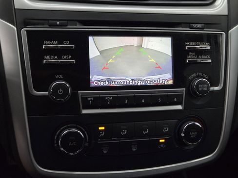 Used 2017 Nissan Altima 2.5 SR w/ Midnight Edition Package image 18