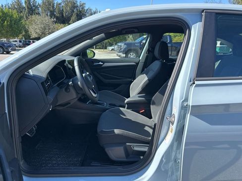 Used 2025 Volkswagen Jetta Sport image 15