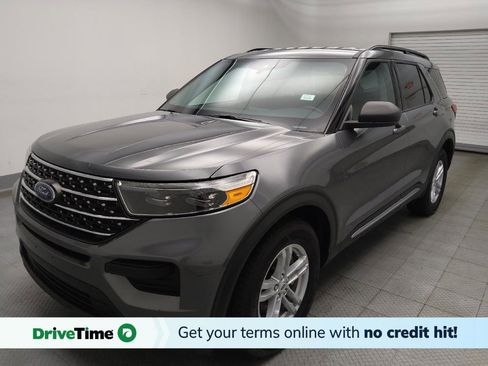 Used 2022 Ford Explorer XLT image 1