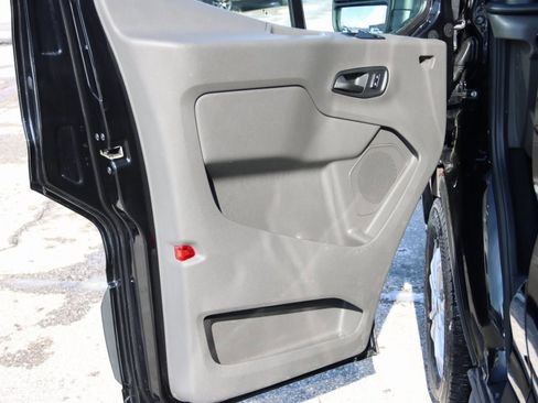 Used 2024 Ford Transit 350 XLT image 22