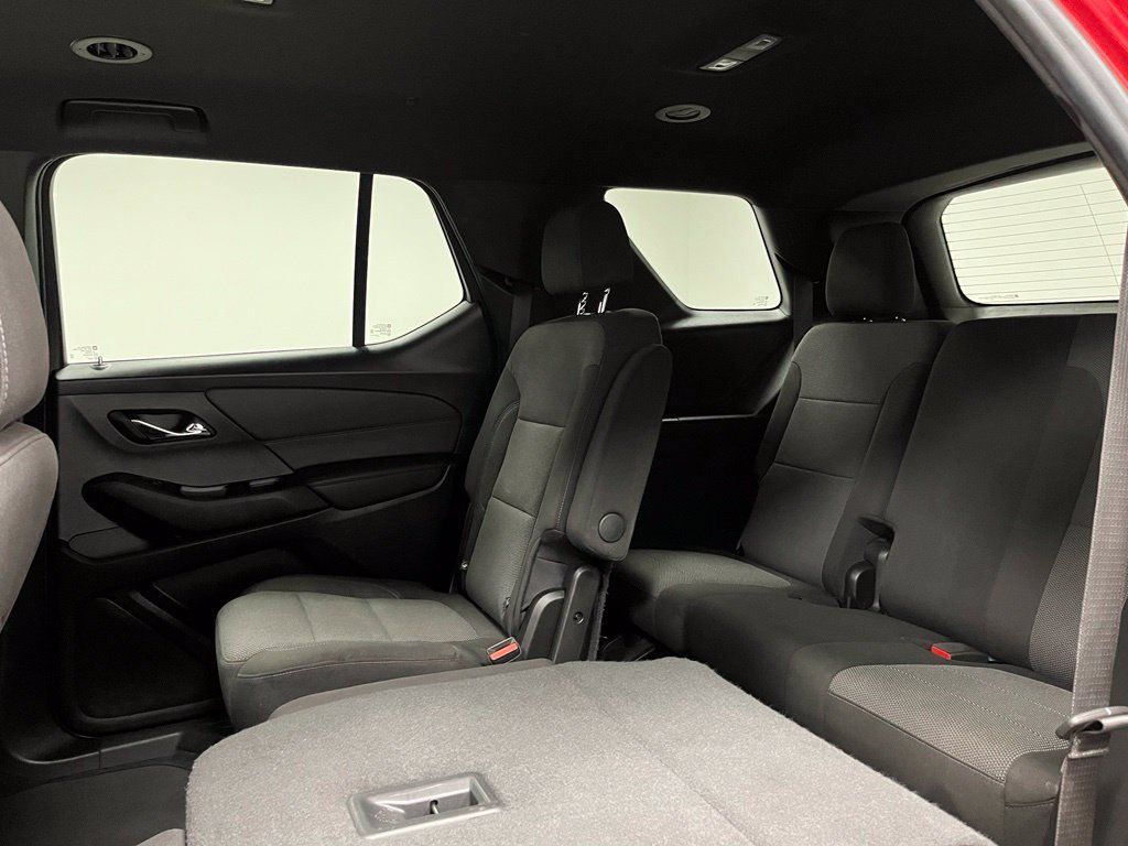 Used 2023 Chevrolet Traverse LT AWD/4WD image 48