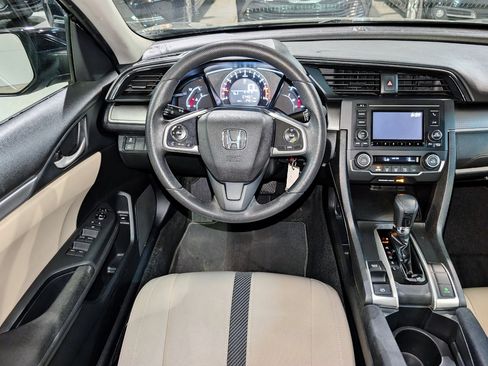 Used 2018 Honda Civic LX image 3