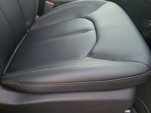 New 2026 Chrysler Pacifica Select FWD image 22