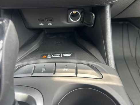 New 2026 Buick Envista Sport Touring w/ Convenience I Package FWD image 18