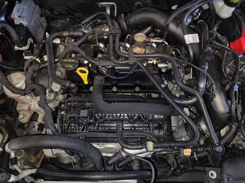 Used 2018 Ford Fusion SE w/ Equipment Group 201A image 30