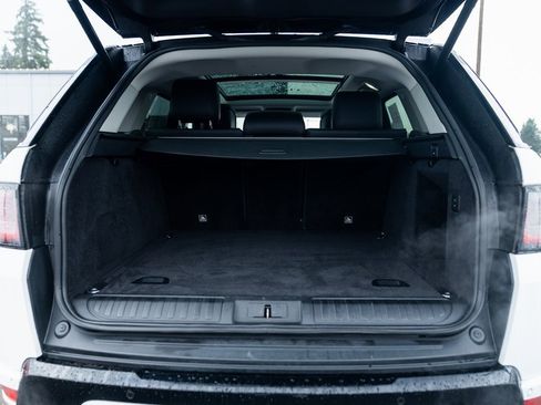 Used 2018 Land Rover Range Rover Sport HSE Dynamic image 7