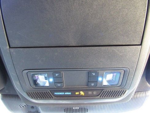 Used 2025 Ford Explorer ST-Line AWD/4WD image 25