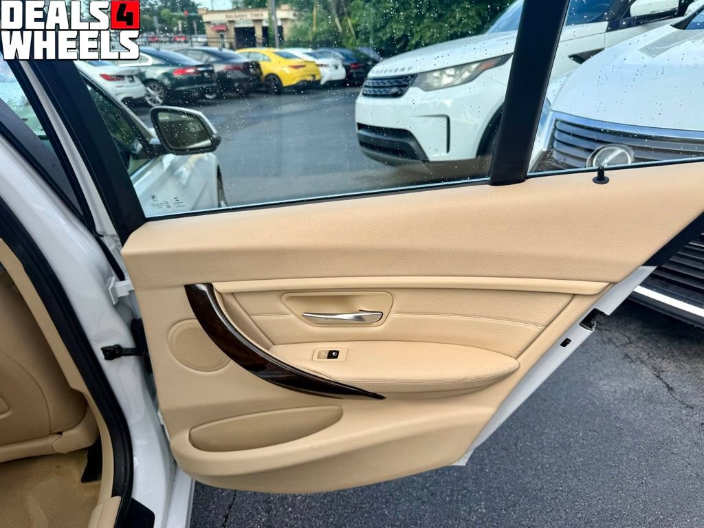 Used 2015 BMW 335i xDrive Sedan AWD/4WD image 27