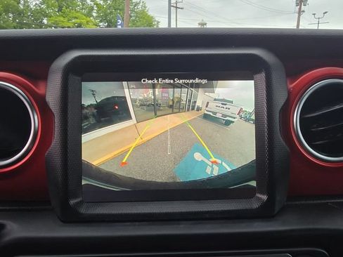 Used 2022 Jeep Wrangler Unlimited Rubicon AWD/4WD image 20