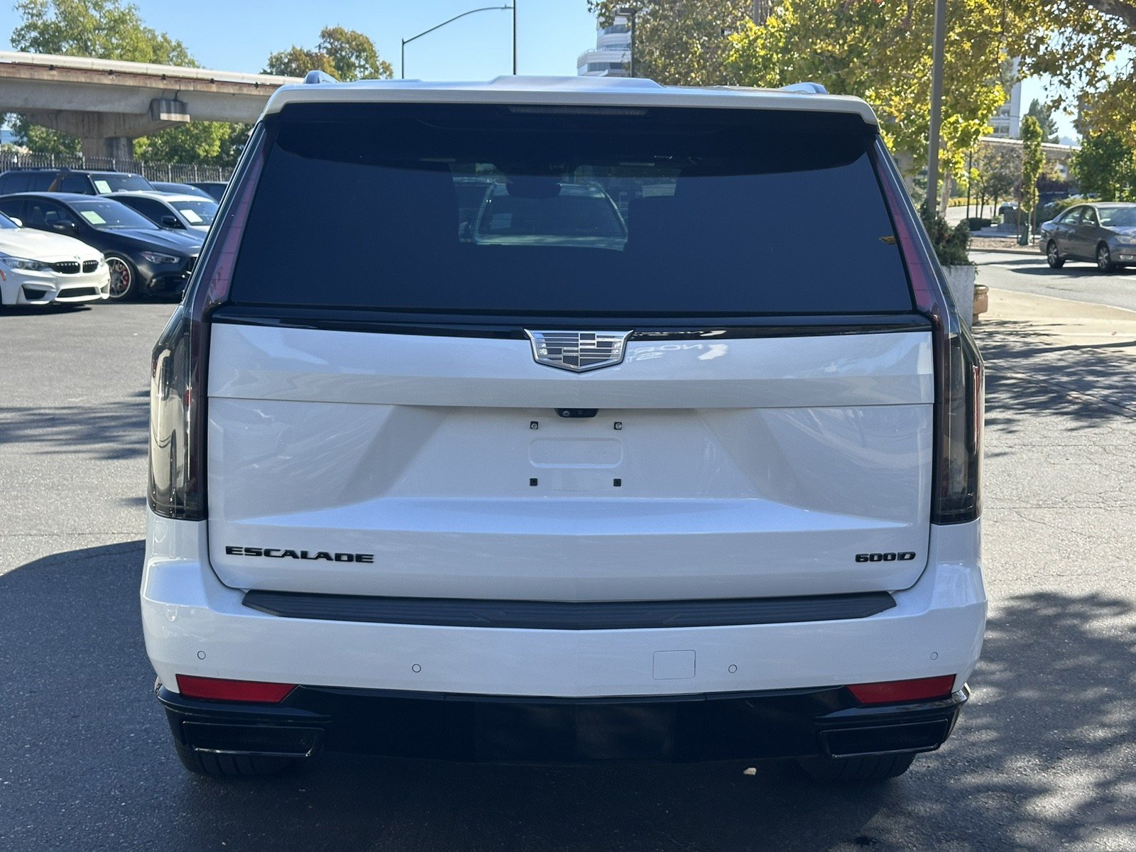 Used 2021 Cadillac Escalade Sport Platinum w/ LPO, ONYX Package AWD/4WD image 9