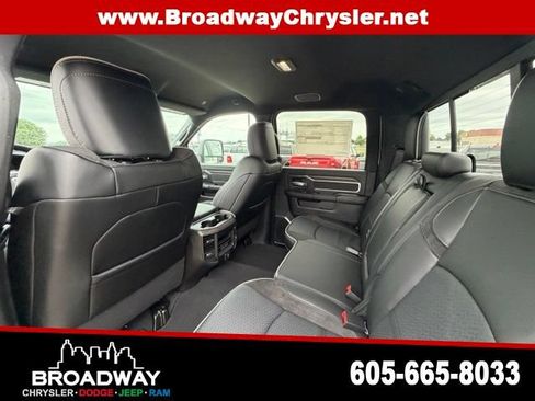 New 2026 RAM 2500 Laramie w/ Towing Technology Group AWD/4WD image 13