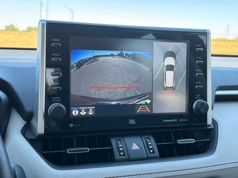 Used 2022 Toyota RAV4 Limited image 23