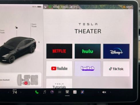 Used 2022 Tesla Model Y Long Range image 18