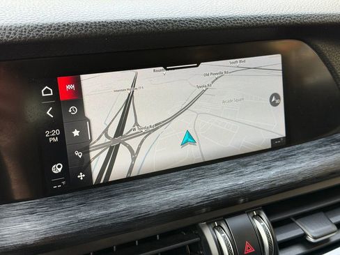 Used 2022 Alfa Romeo Stelvio Sprint image 16