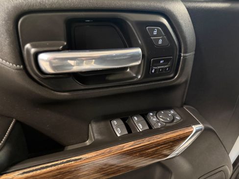 Used 2020 Chevrolet Silverado 3500 High Country w/ Gooseneck/5TH Wheel Package AWD/4WD image 55