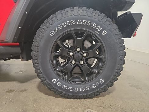Used 2022 Jeep Wrangler Sport AWD/4WD image 13