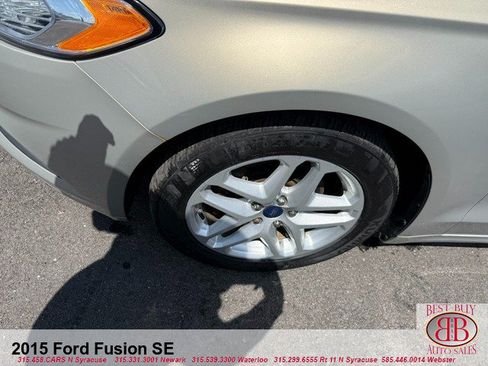 Used 2015 Ford Fusion SE FWD image 9