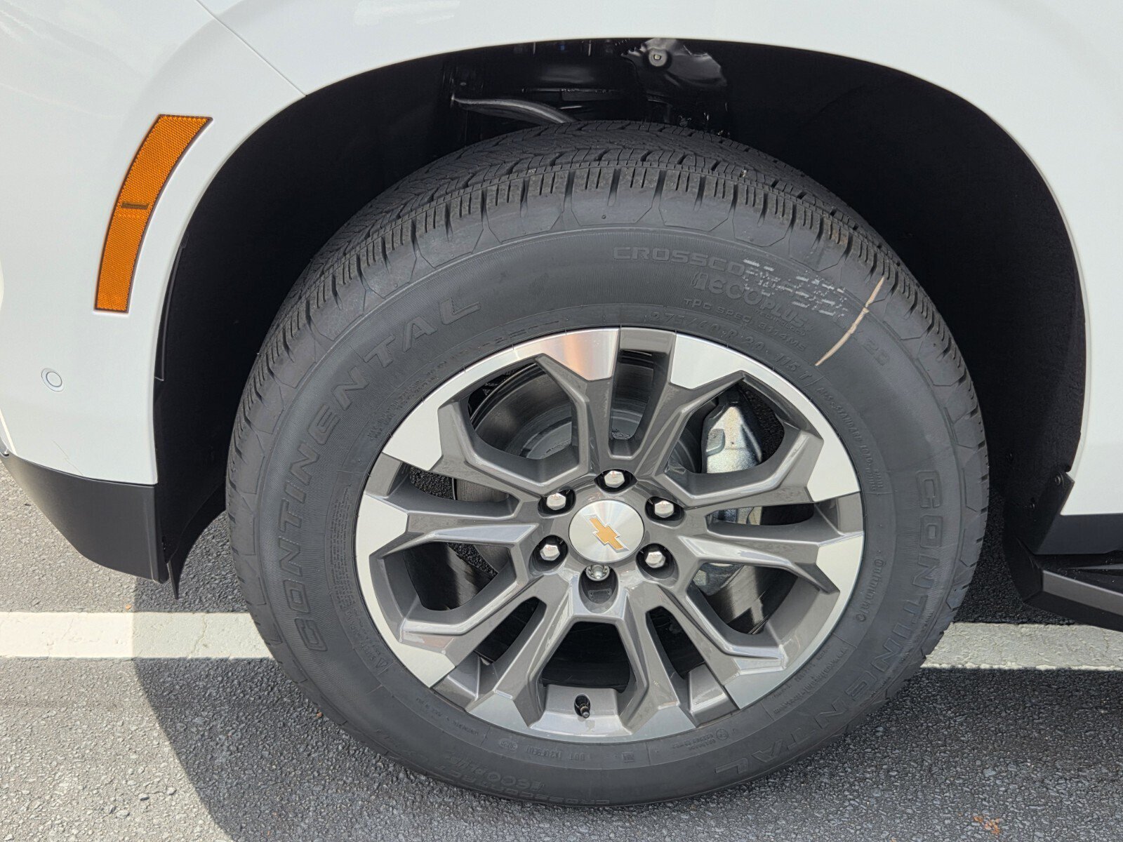 New 2026 Chevrolet Suburban LS w/ LPO, Dark Essentials Package RWD image 4