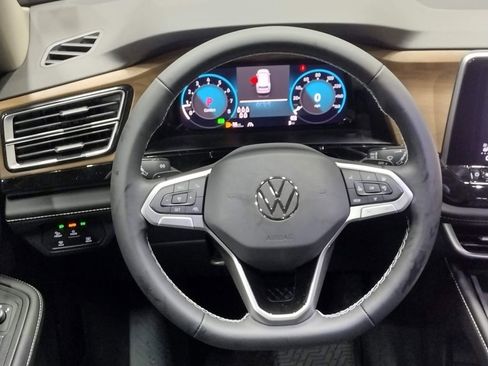 New 2026 Volkswagen Atlas SE AWD/4WD image 36