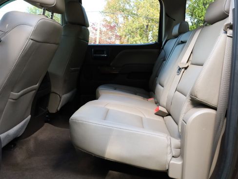 Used 2016 GMC Sierra 2500 SLT w/ Snow Plow Prep Package image 11