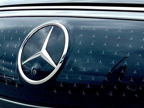 Used 2023 Mercedes-Benz EQS 580 4MATIC Sedan image 11