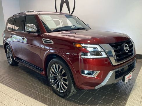 Used 2022 Nissan Armada Platinum w/ Captain's Chairs Package RWD image 2