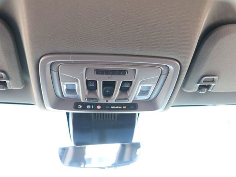 Used 2025 Chevrolet Silverado 2500 LTZ w/ LTZ Premium Package image 27