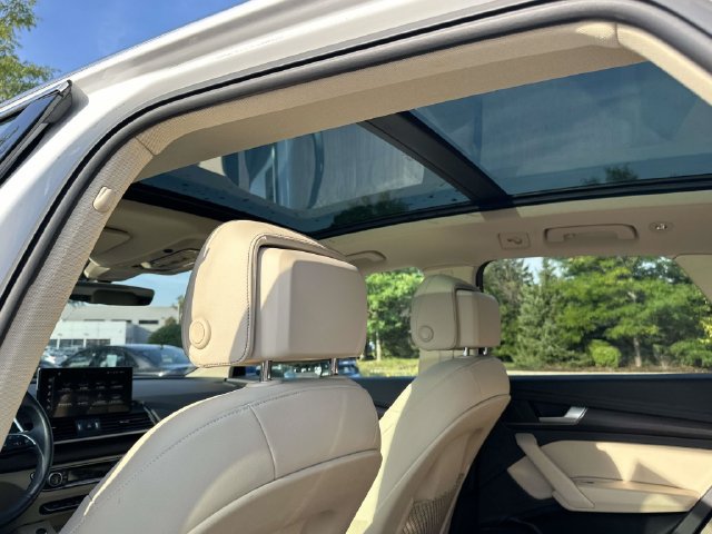 Used 2022 Audi Q5 2.0T Premium AWD/4WD image 19