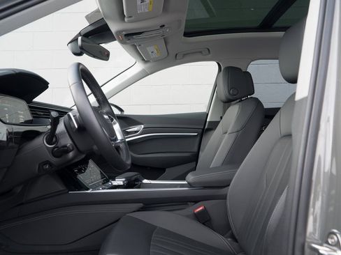 Certified 2024 Audi Q8 e-tron Premium Plus w/ Premium Plus Package image 16