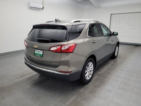 Used 2019 Chevrolet Equinox LT w/ Sun & Navigation Package image 9
