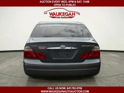 Used 2003 Toyota Avalon XLS FWD image 6