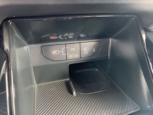 Certified 2024 Kia Sorento SX image 59