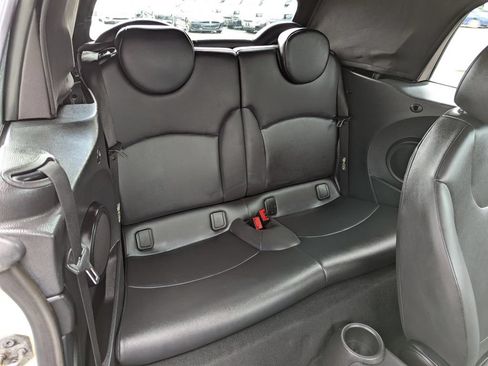 Used 2011 MINI Cooper Convertible FWD image 29